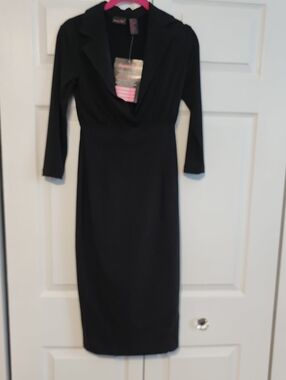 Shape FX Black Midi V‑Neck Sheath Dress
